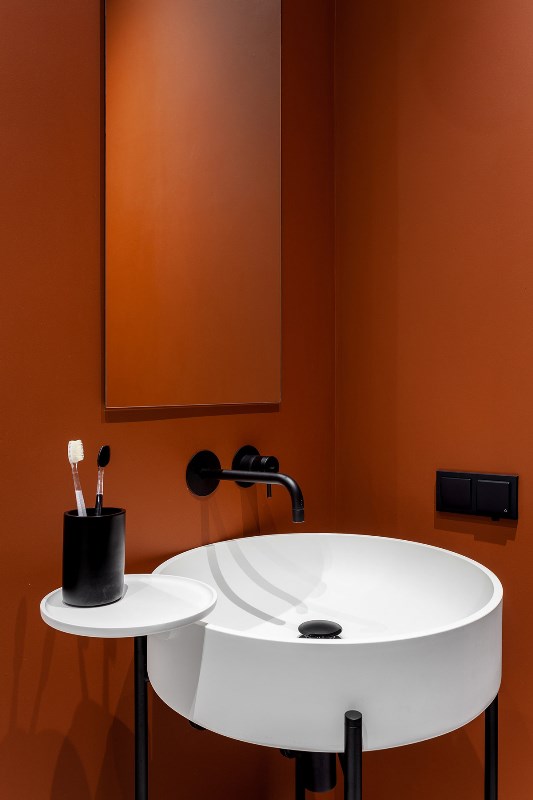 Decoração com preto e terracota Decoração com preto e terracota