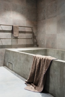 Banheira de Alvenaria - Banheira toda em concreto com aquecedor de toalhas. Banheira de Alvenaria - Banheira toda em concreto com aquecedor de toalhas.