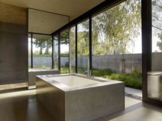 Banheira de Alvenaria - Outra ilha de concreto agora com vista para o jardim Banheira de Alvenaria - Outra ilha de concreto agora com vista para o jardim