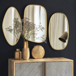 Espelho na Sala de Jantar - Maisons du Monde.   Espelho na Sala de Jantar - Maisons du Monde.